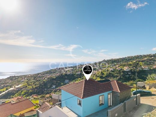 Ponta do Sol, Madeiraの高級住宅