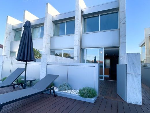 半独立式房屋  加亚新城
, Vila Nova de Gaia
