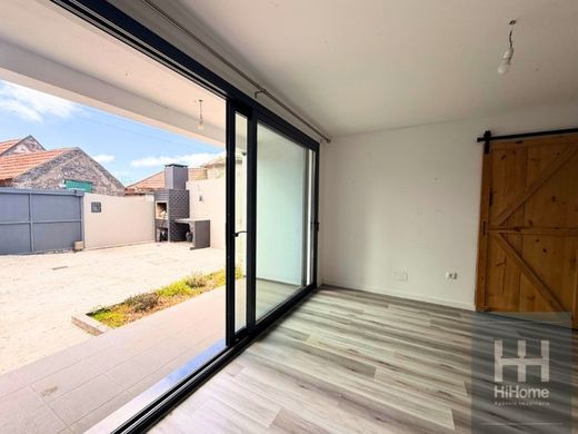 Πολυτελή κατοικία σε Calheta, Madeira