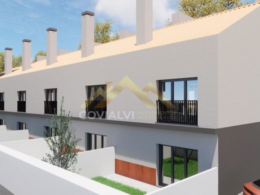 ‏וילה רב-משפחתית ב  Covilhã, Distrito de Castelo Branco