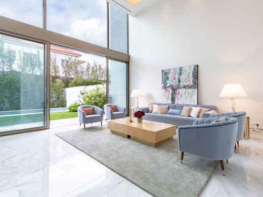 Semidetached House in Cascais, Lisbon