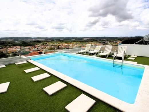 Semidetached House in Óbidos, Distrito de Leiria