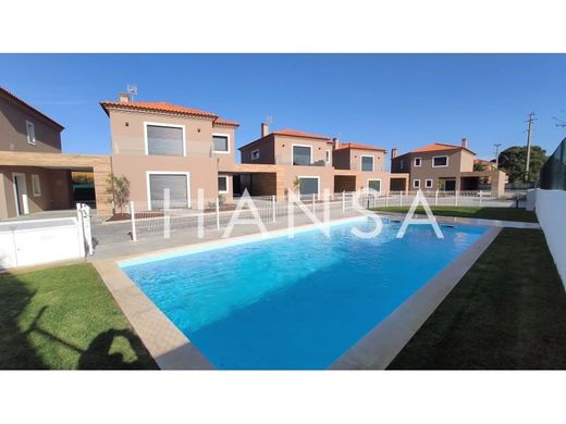 Смежная Вилла, Сесимбра, Sesimbra