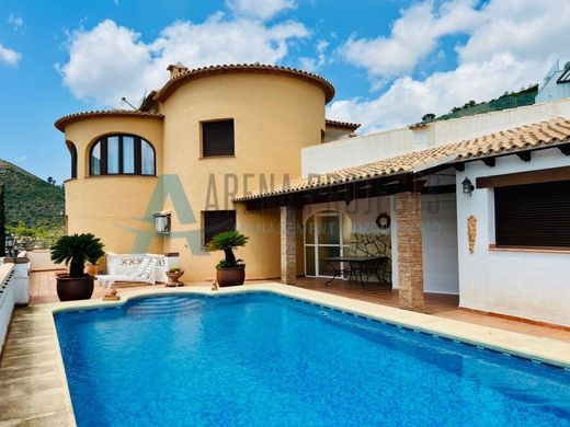 Villa in Adsubia, Alicante