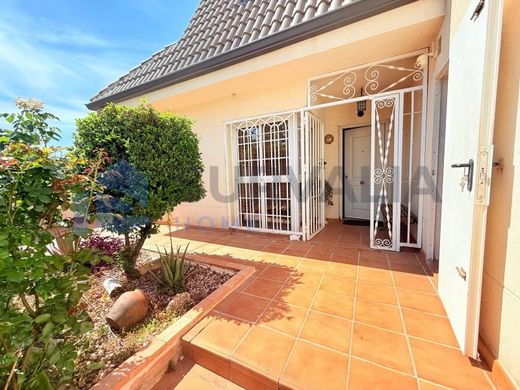 Chalet Pareado en Illescas, Provincia de Toledo