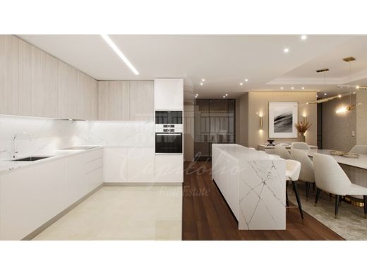 Almada, Distrito de Setúbalのアパートメント