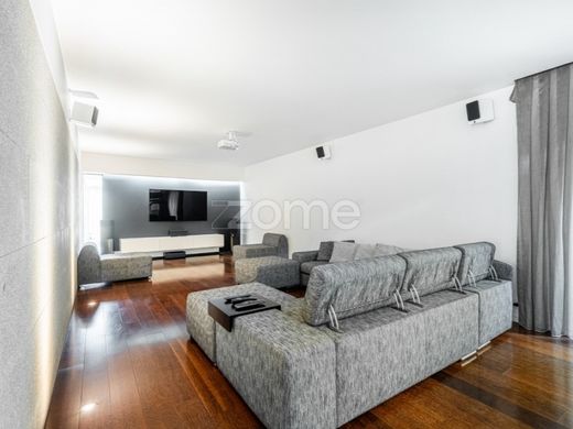 Casa de lujo en Santa Maria da Feira, Aveiro