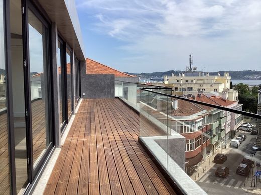 Apartment in Oeiras, Lisbon