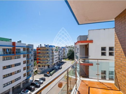 Odivelas, Distrito de Lisboaのアパートメント