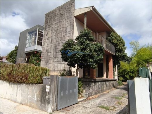 Luxe woning in Oliveira de Azeméis, Distrito de Aveiro