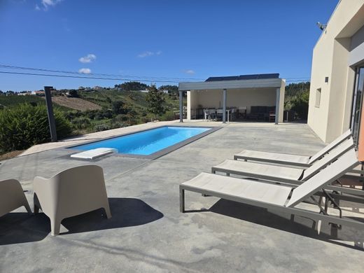 Luxus-Haus in Caldas da Rainha, Distrito de Leiria