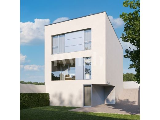 Luxury home in Vila Nova de Gaia, Distrito do Porto