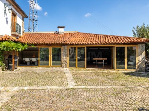 Casa Unifamiliare a Vila Nova de Famalicão, Distrito de Braga