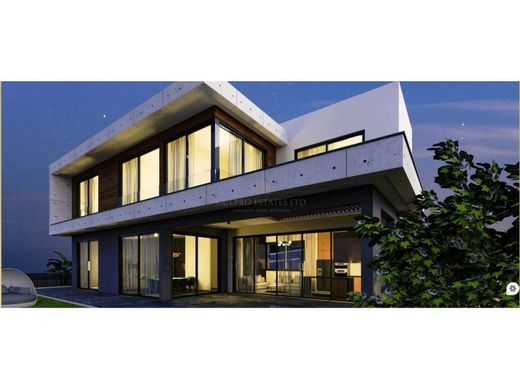 Villa - Ágios Athanásios, Limassol District