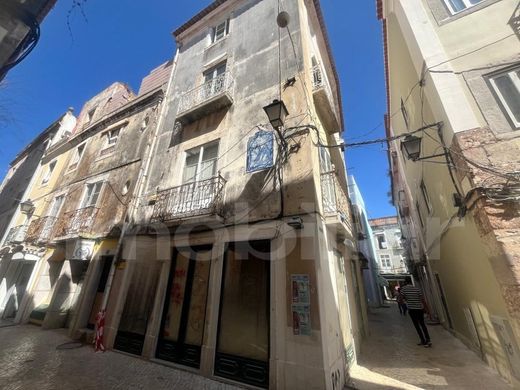 Apartment / Etagenwohnung in Setúbal, Distrito de Setúbal