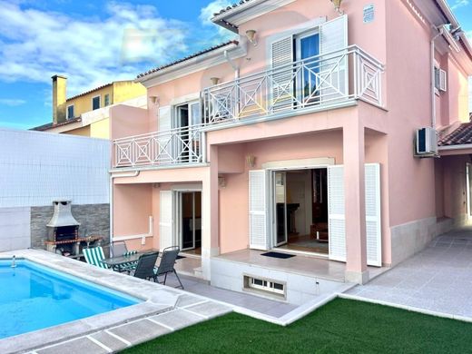 Luxury home in Cascais, Lisbon