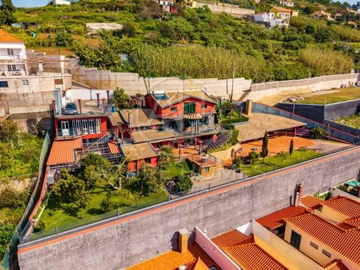 Detached House in Ribeira Brava, Madeira