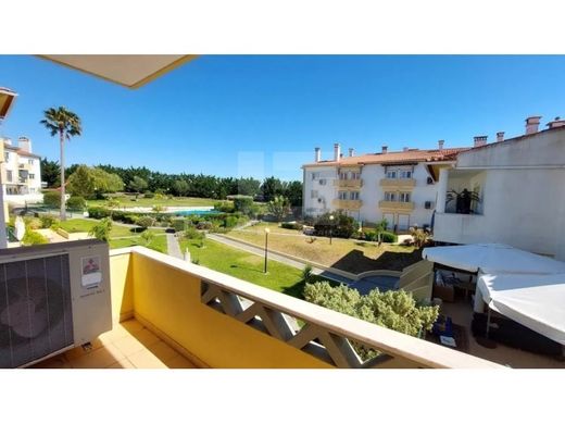 Apartment / Etagenwohnung in Sintra, Lissabon