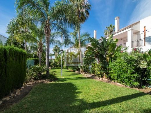Chalet Pareado en Marbella, Málaga