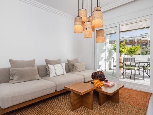 Piso / Apartamento en Benahavís, Málaga