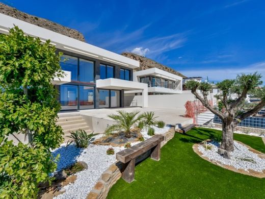 Villa in Finestrat, Alicante