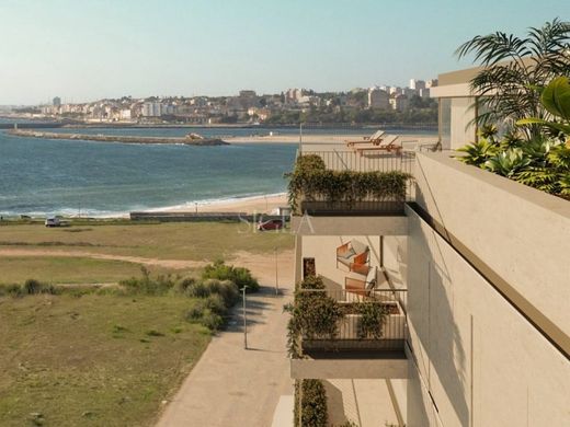 Apartment / Etagenwohnung in Vila Nova de Gaia, Distrito do Porto