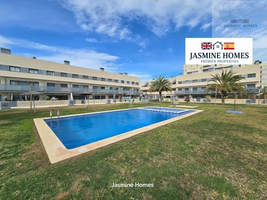 Yarɪ müstakil ev la Pobla de Farnals, Província de València