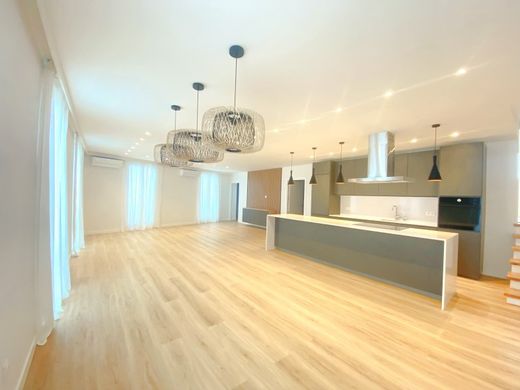 Apartment / Etagenwohnung in Maó, Balearen Inseln