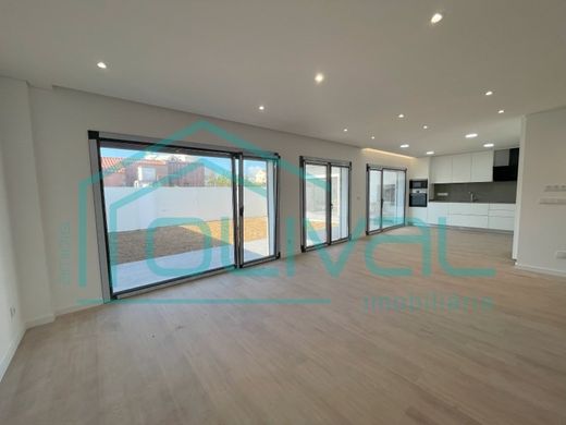 단독 저택 / Loures, Distrito de Lisboa