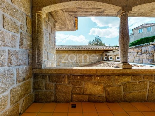 豪宅  Marco de Canavezes, Marco de Canaveses