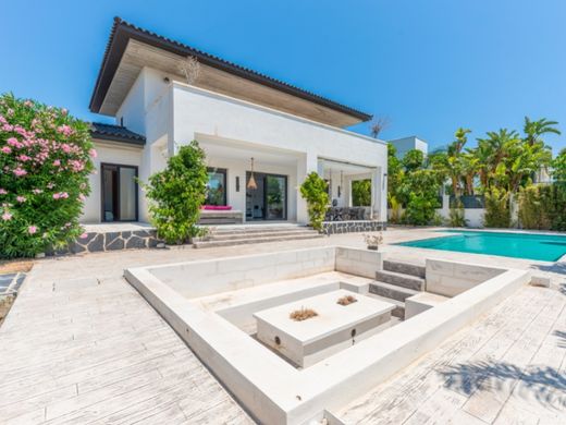 Villa in San Juan de Alicante, Alicante