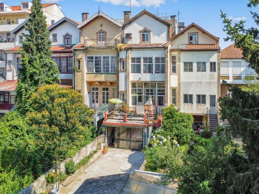 ‏בניין ב  פורטו, Porto