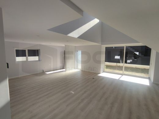 Casa di lusso a Aveiro, Distrito de Aveiro