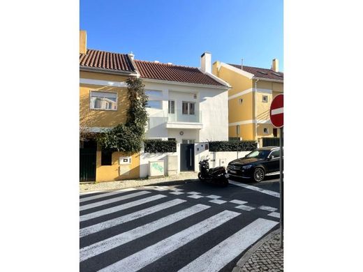 Semidetached House in Lisbon