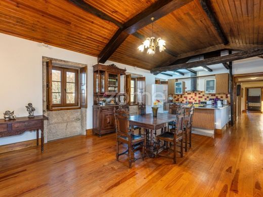 Πολυτελή κατοικία σε Santa Maria da Feira, Distrito de Aveiro