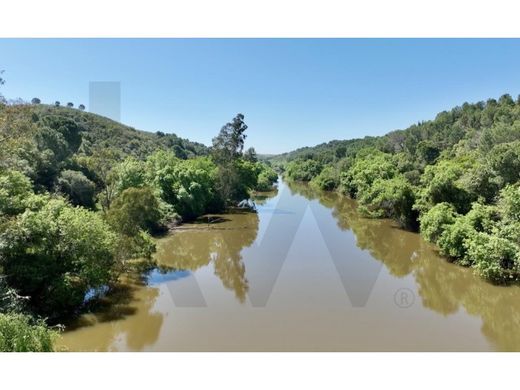 Terreno a Ferreira do Alentejo, Distrito de Beja