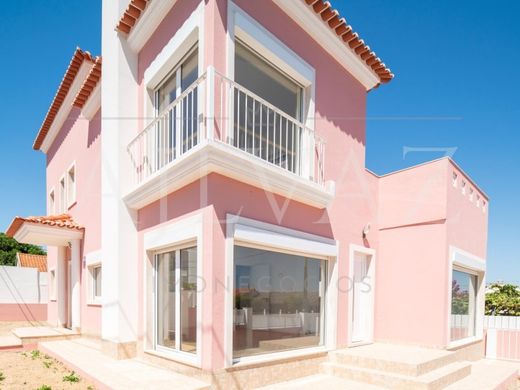 Luxe woning in Almada, Distrito de Setúbal