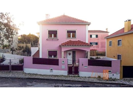 Vrijstaand huis in Mafra, Distrito de Lisboa