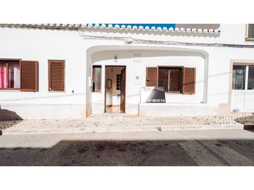 ‏וילה רב-משפחתית ב  Vila do Bispo, Distrito de Faro