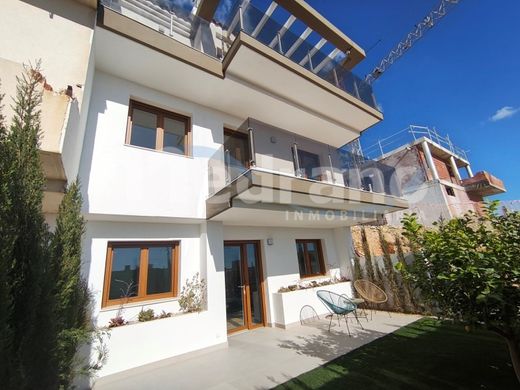 Villa - la Nucia, Provincia de Alicante