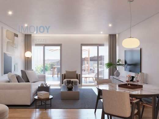 아파트 / Campolide, Lisbon