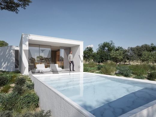 أرض ﻓﻲ Viana do Alentejo, Distrito de Évora