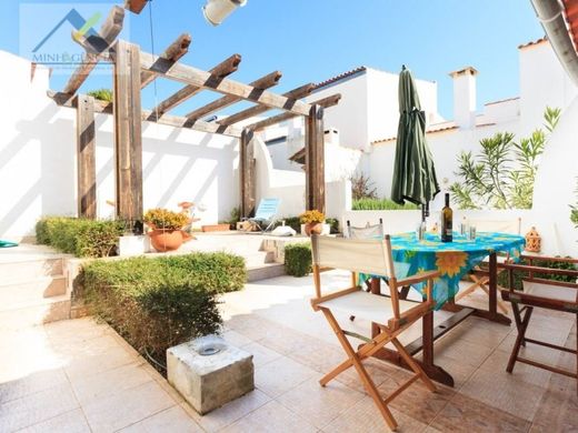 فيلا شبه مستقلة ﻓﻲ Lagos, Distrito de Faro