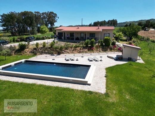 Appartement in Covilhã, Distrito de Castelo Branco