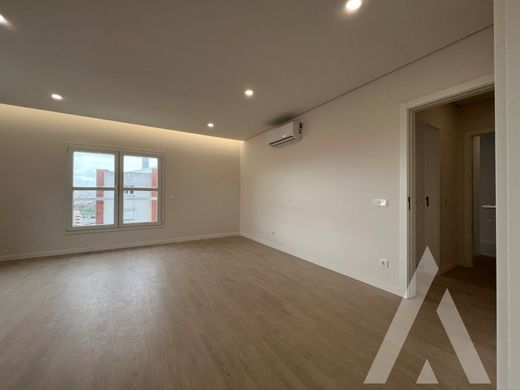 Apartment in Amadora, Lisbon