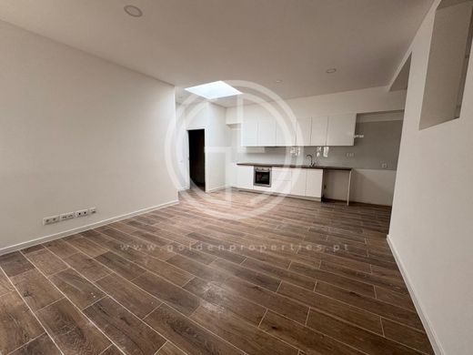 Faro, Distrito de Faroのマルチファミリーヴィラ