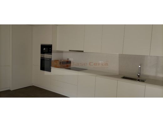 Apartment in Santa Clara, Lisbon