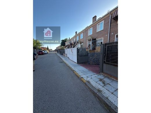 Casa di lusso a Azuqueca de Henares, Provincia de Guadalajara