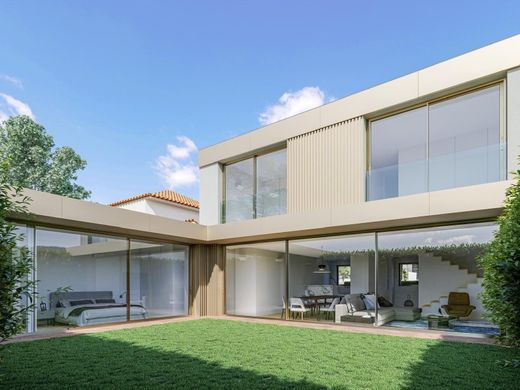 Luxury home in Porto, Distrito do Porto