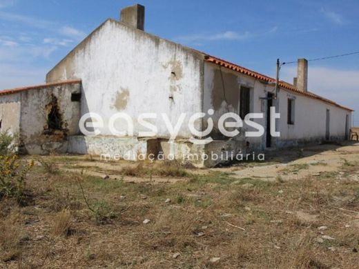 ‏בתים כפריים או חוות ב  Sines, Distrito de Setúbal